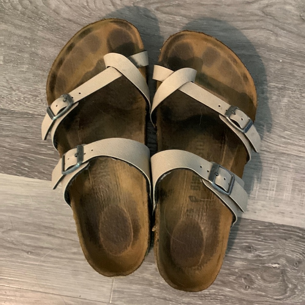 Birkenstock mayari lightly worn, great condition!